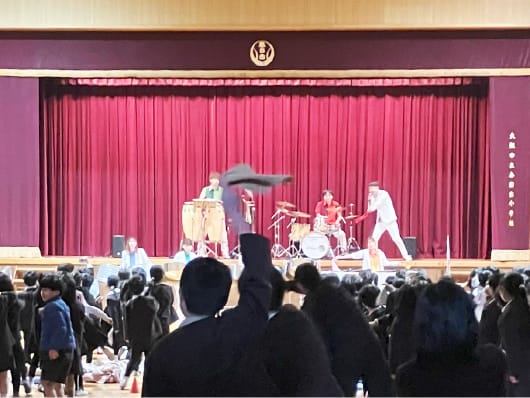 スティールパン楽団による演奏会「ドラム缶が繋ぐ、心躍る演奏会」
