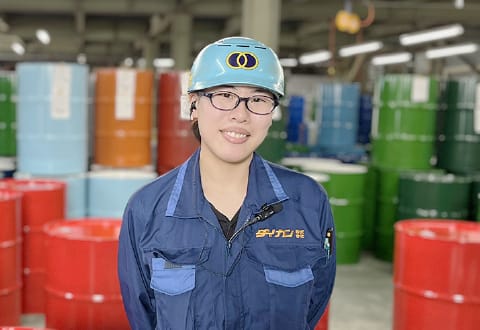 ダイカン㈱製造部大阪工場　安達さん